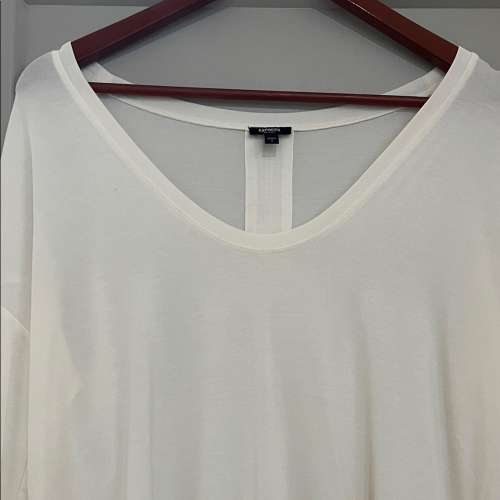 Express Classic Off White Long Sleeve Tee